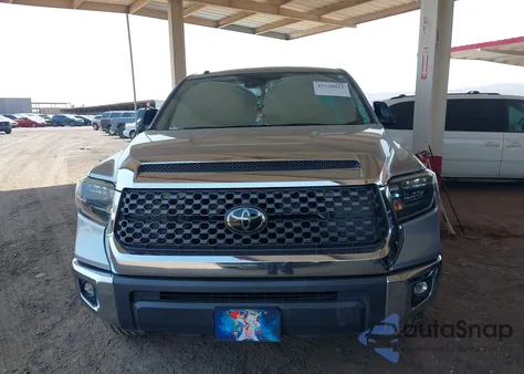 2019 Toyota Tundra Sr5 5.7L V8 из США, поврежденный, VIN 5TFDY5F17KX869616